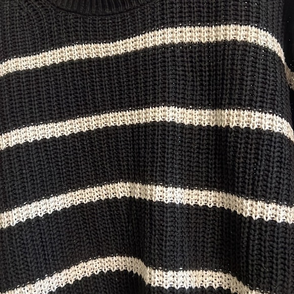 American Eagle striped sweater size medium - Picture 3 of 7